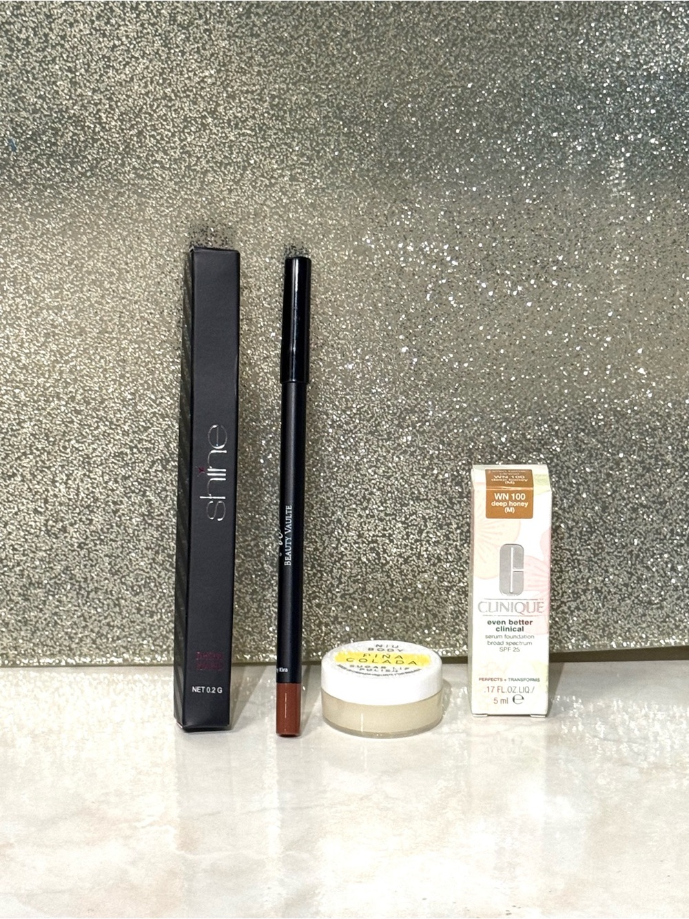 5 for $25 item 🌺 Mini Makeup Set